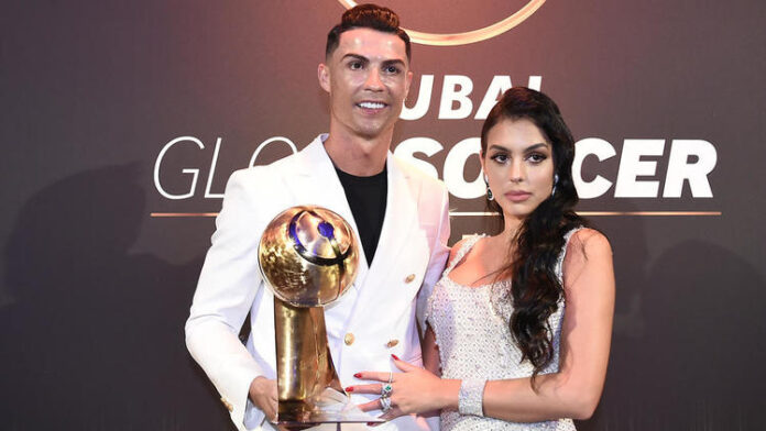 Saint-Valentin : Cristiano Ronaldo offre un cadeau exceptionnel à sa femme, le net en ébullition Saint-Valentin Cristiano Ronaldo femme