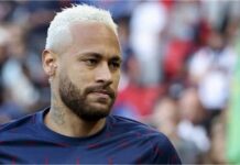 Santos : Neymar et Robinho Jr en viennent aux mains lors d’un entraînement Santos : Neymar et Robinho Jr en viennent aux mains lors d'un entraînement