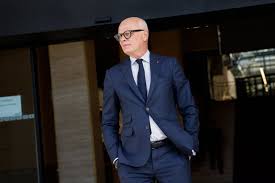 Pressenti favori pour succéder à Emmanuel Macron, Edouard Philippe exclu de la présidentielle de 2027 ? Pressenti favori pour succéder à Emmanuel Macron, Edouard Philippe exclu de la présidentielle de 2027 ?