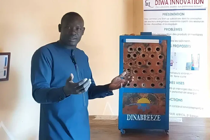 Du jamais vu, l’invention d’un climatiseur solaire en terre cuite par un Africain émeut les internautes