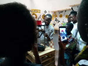 Former des créateurs, pas des consommateurs : la révolution STEAMY portée par Rachid Ali Osinachi