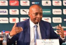 Démission à la CAF : Patrice Motsepe salue le départ de Véron Mosengo-Omba Démission à la CAF : Patrice Motsepe salue le départ de Véron Mosengo-Omba