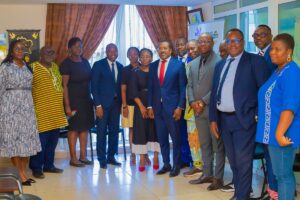 Nouvelle convention collective dans les banques au Bénin : Primes revalorisées et 14e mois, la FESTRABANK et l’APBEF concluent un accord historique