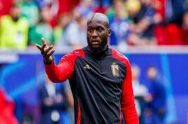 Romelu Lukaku estime que l'argent a détruit sa famille : « Je préférais la misère dans laquelle on était... »
