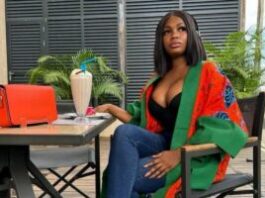 Jessica Edima : des vidéos intimes de la tiktokeuse camerounaise innondent la toile Jessica Edima : des vidéos intimes de la tiktokeuse camerounaise innondent la toile