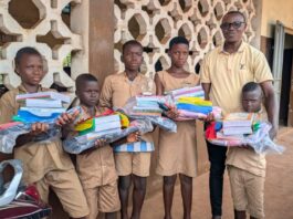 Rentrée scolaire 2026-2027 au Bénin : l’ASPAS accompagne des écoliers démunis à Avrankou Rentrée scolaire 2026-2027 au Bénin : l’ASPAS accompagne des écoliers démunis à Avrankou